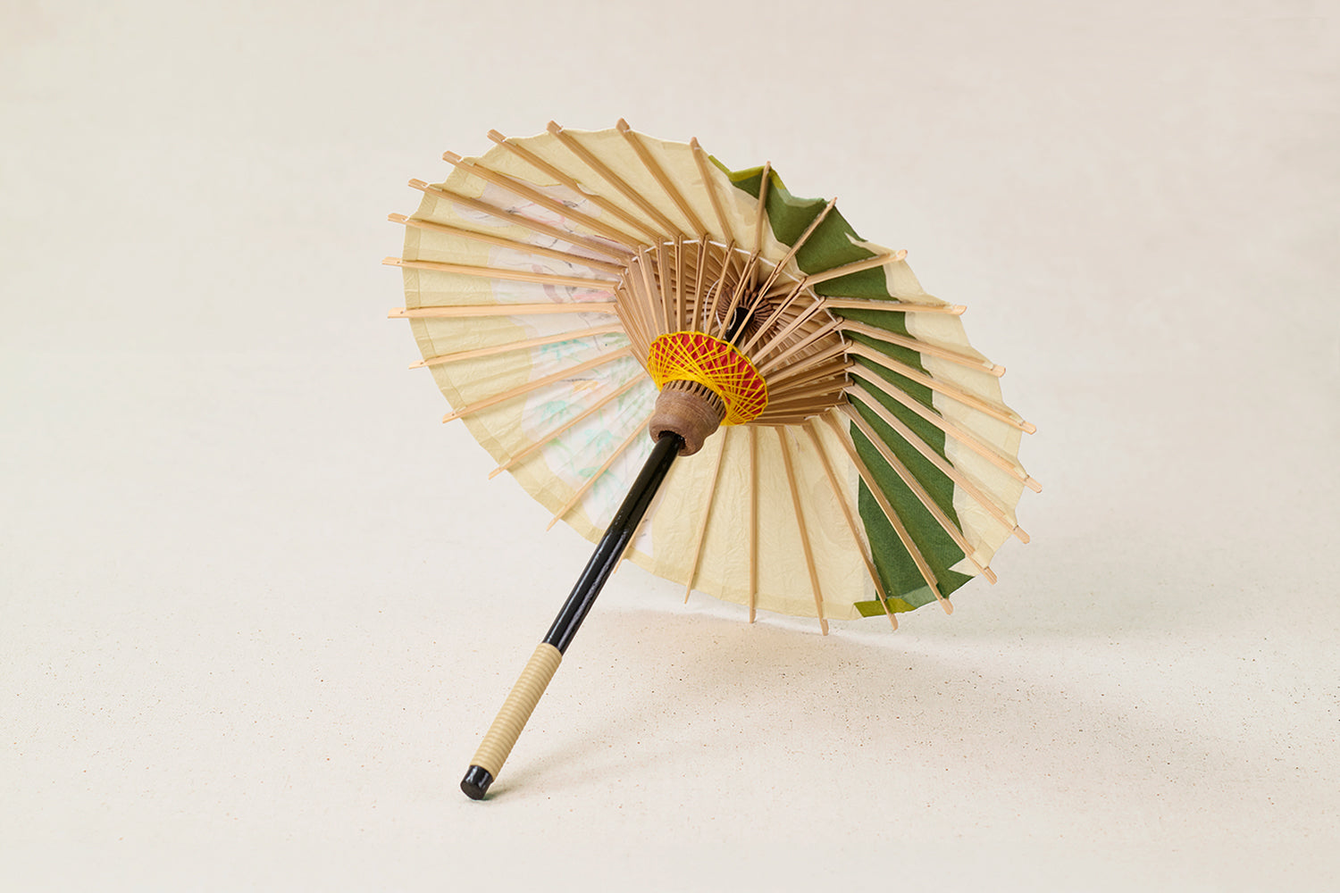 飾傘「雀舞」