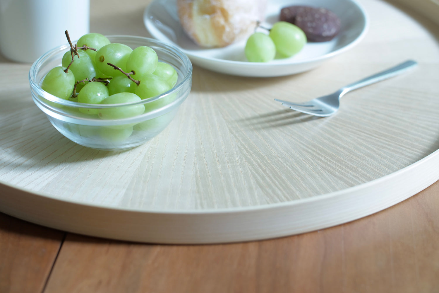 Round RaysTray L White Ash