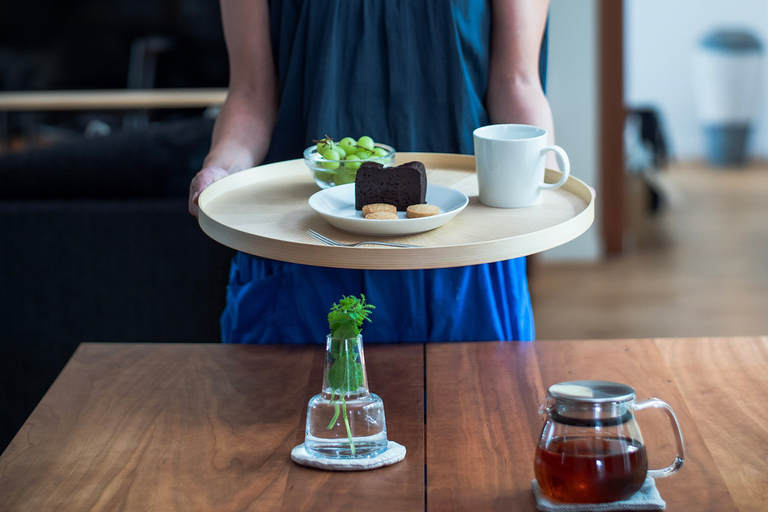 Round RaysTray L White Ash