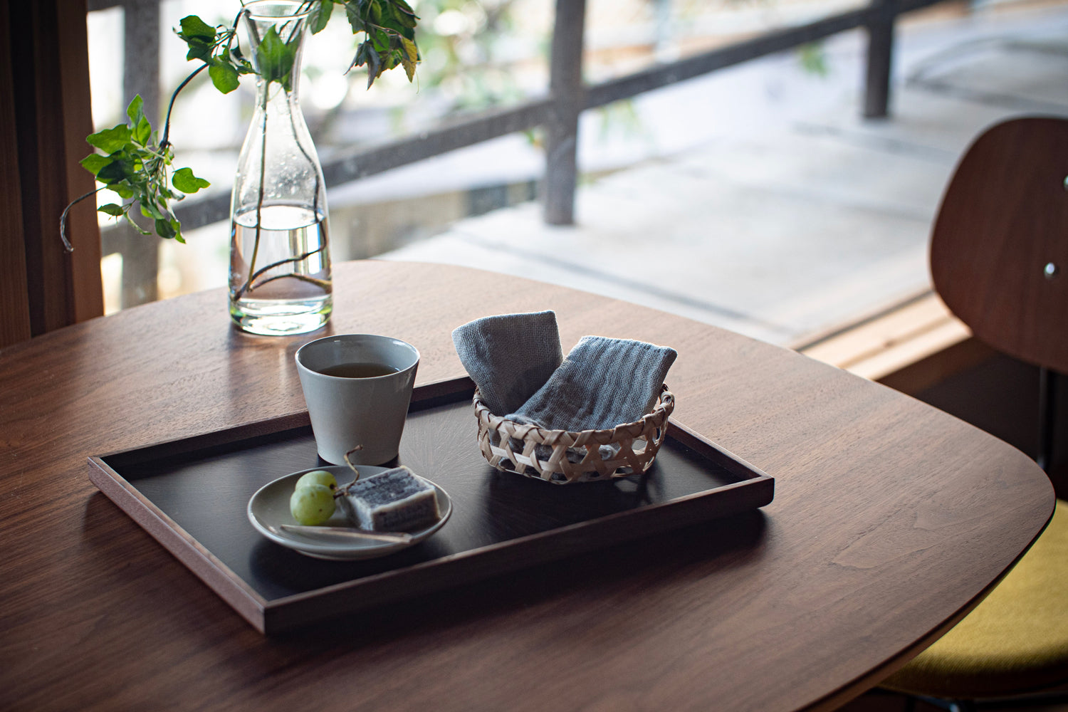 Rectangle RAYS TRAY Ebony