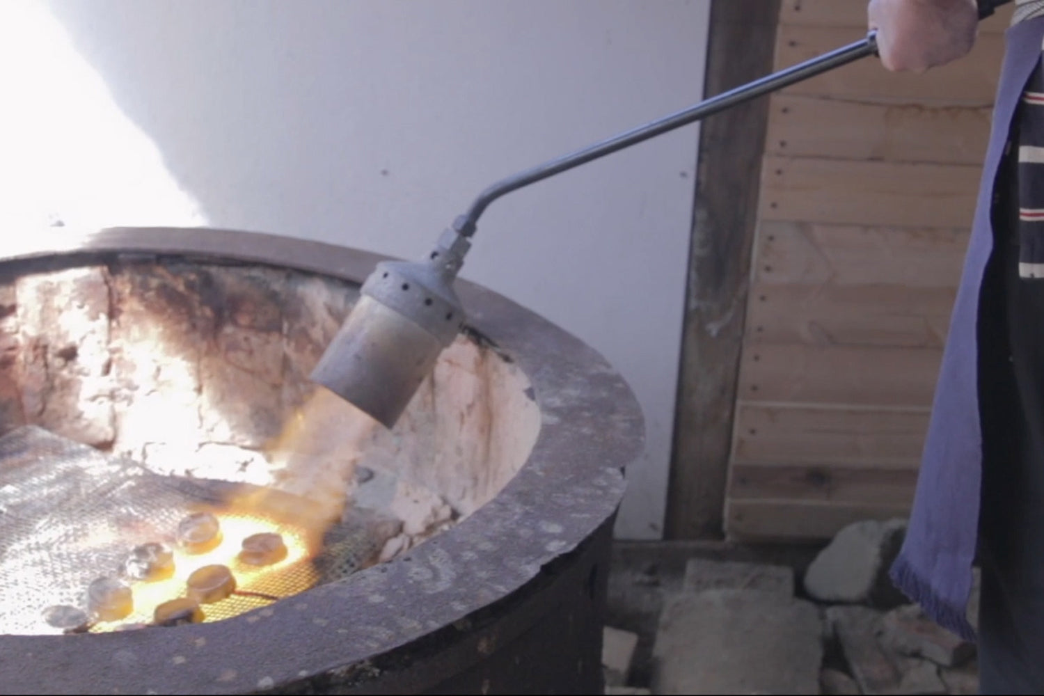 「喜泉」の思いを紡ぐ、暮らしを彩る銅の逸品｜四津川製作所 KISEN 〈高岡銅器〉