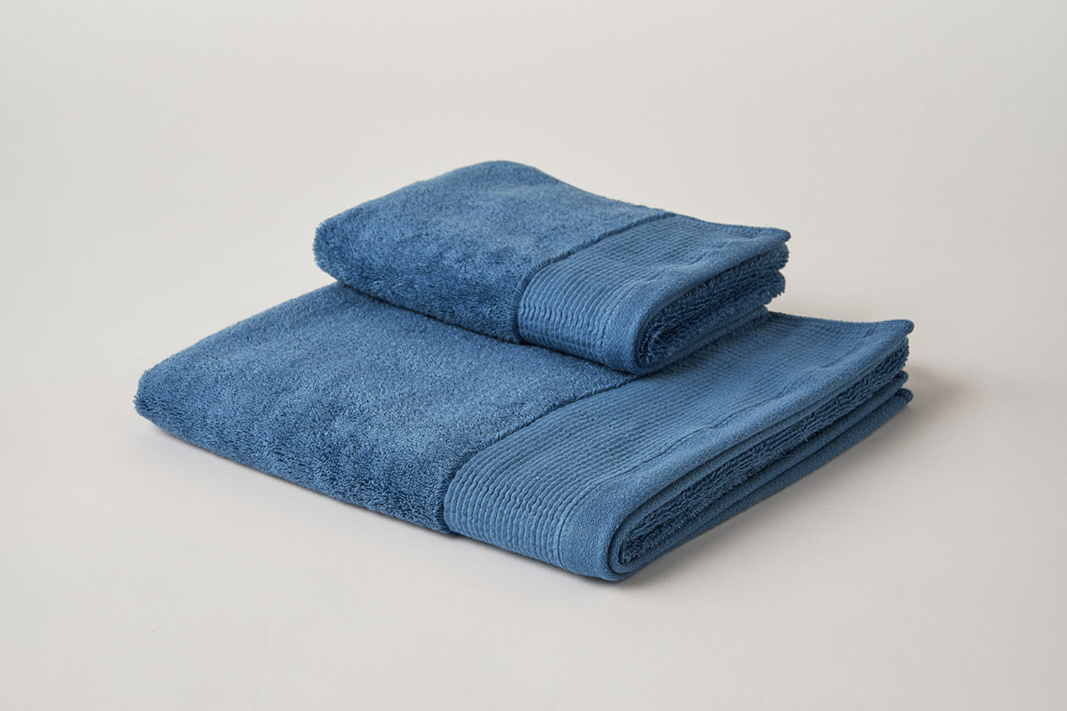 Harmonious Living with Water: Towels from the Senshu Region Roshichi Towel - Oasis Series Face Towel