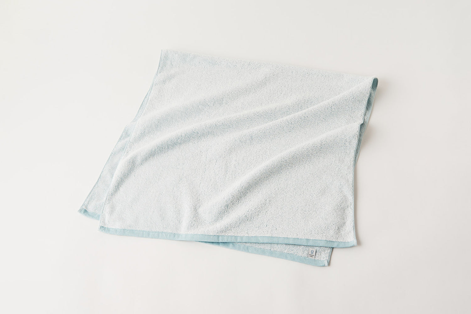 Harmonious Living with Water: Towels from the Senshu Region SHINTO TOWEL - Yukinone Series Bath Towel