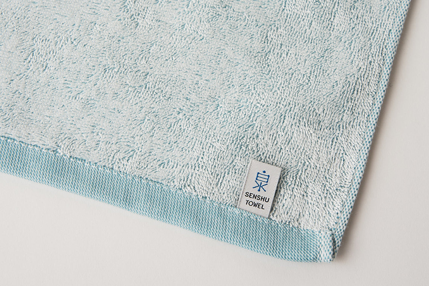 Harmonious Living with Water: Towels from the Senshu Region SHINTO TOWEL - Yukinone Series Bath Towel