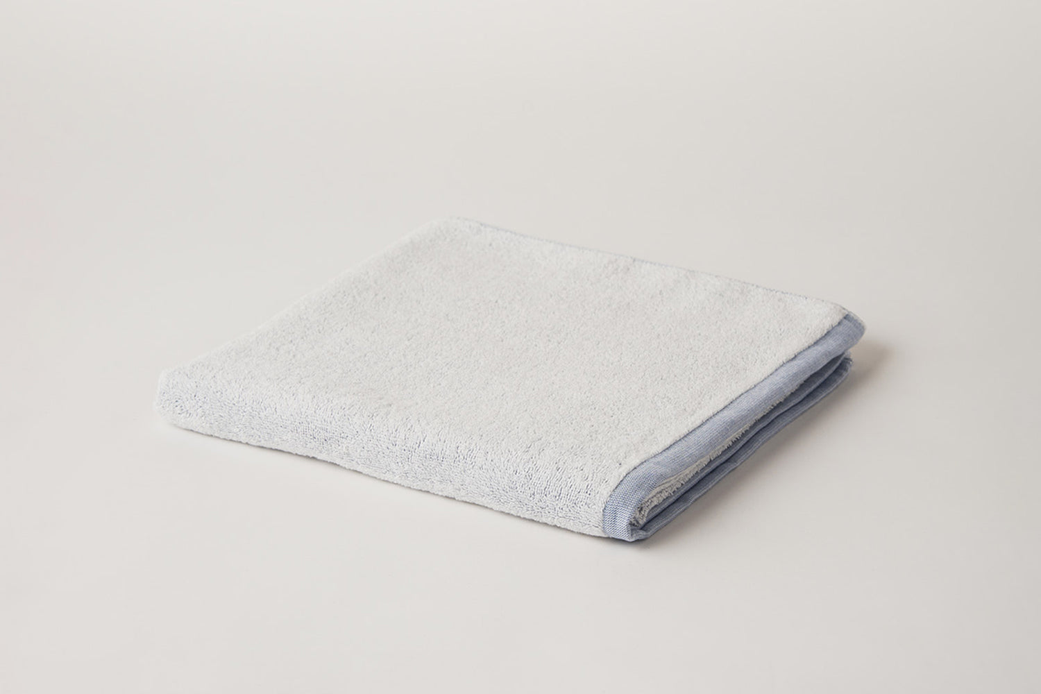 Harmonious Living with Water: Towels from the Senshu Region SHINTO TOWEL - Yukinone Series Bath Towel