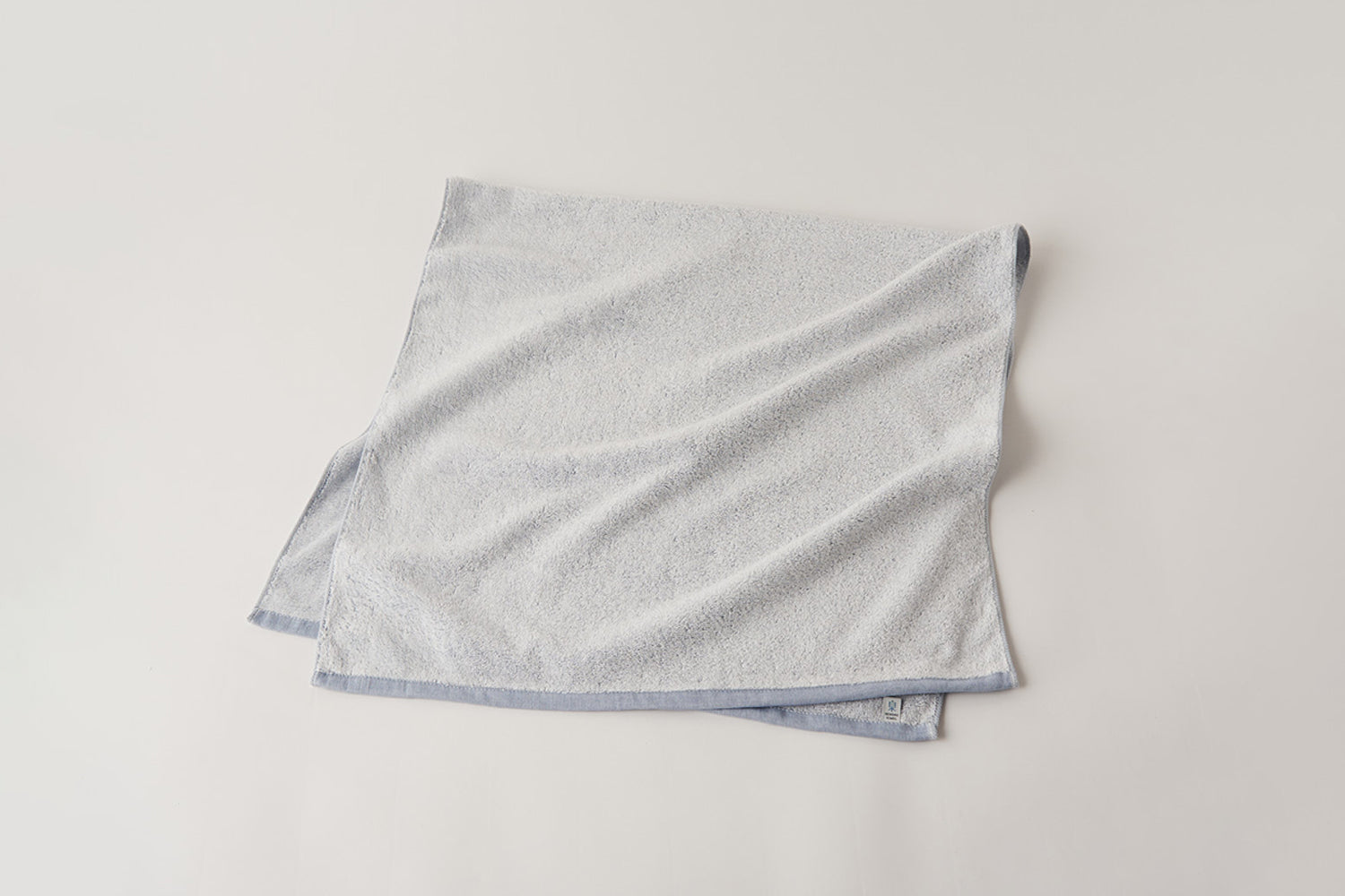 Harmonious Living with Water: Towels from the Senshu Region SHINTO TOWEL - Yukinone Series Bath Towel