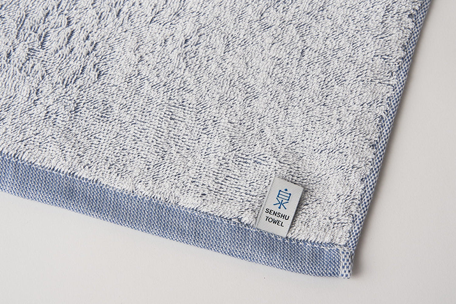 Harmonious Living with Water: Towels from the Senshu Region SHINTO TOWEL - Yukinone Series Small Bath Towel