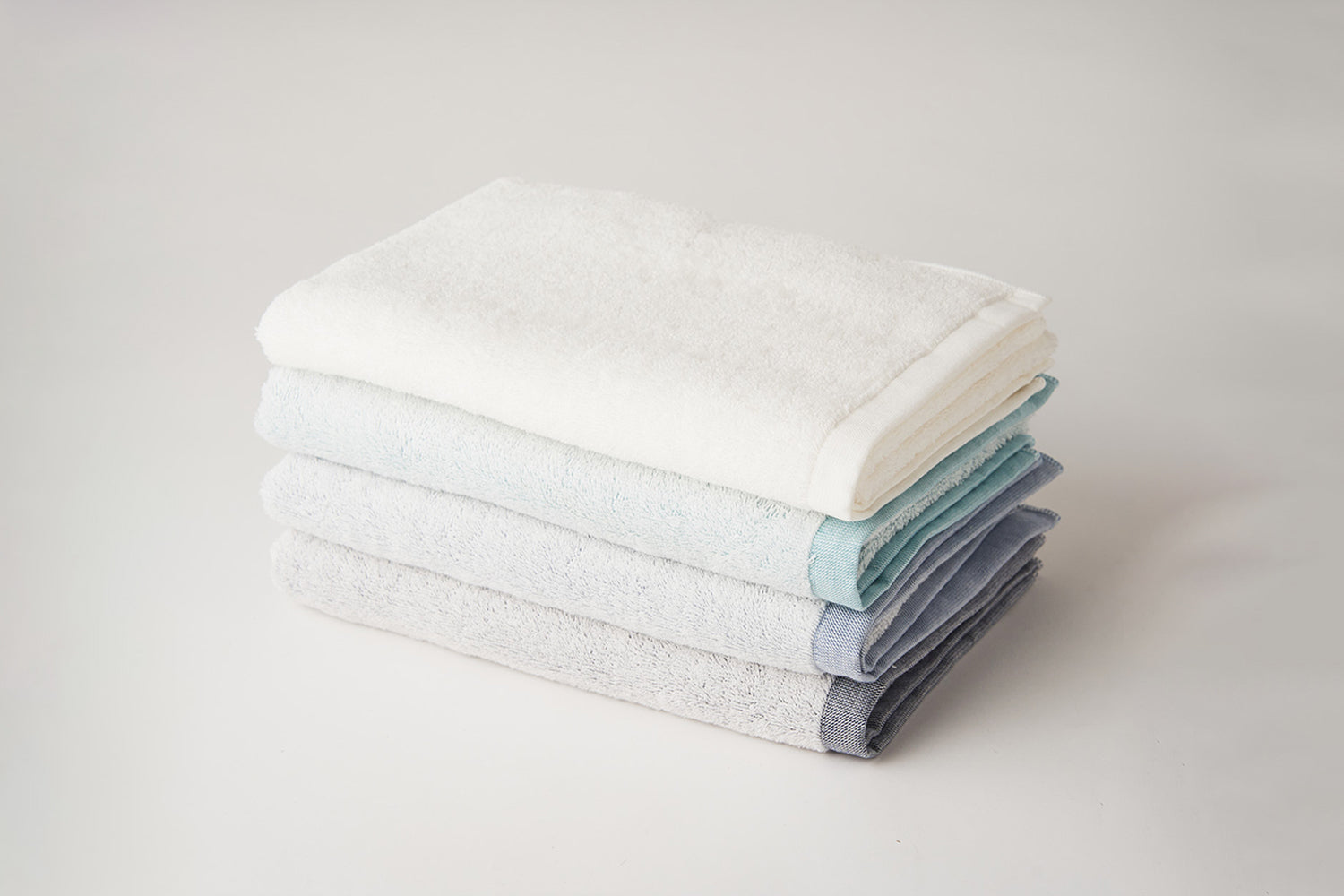 Harmonious Living with Water: Towels from the Senshu Region SHINTO TOWEL - Yukinone Series Small Bath Towel