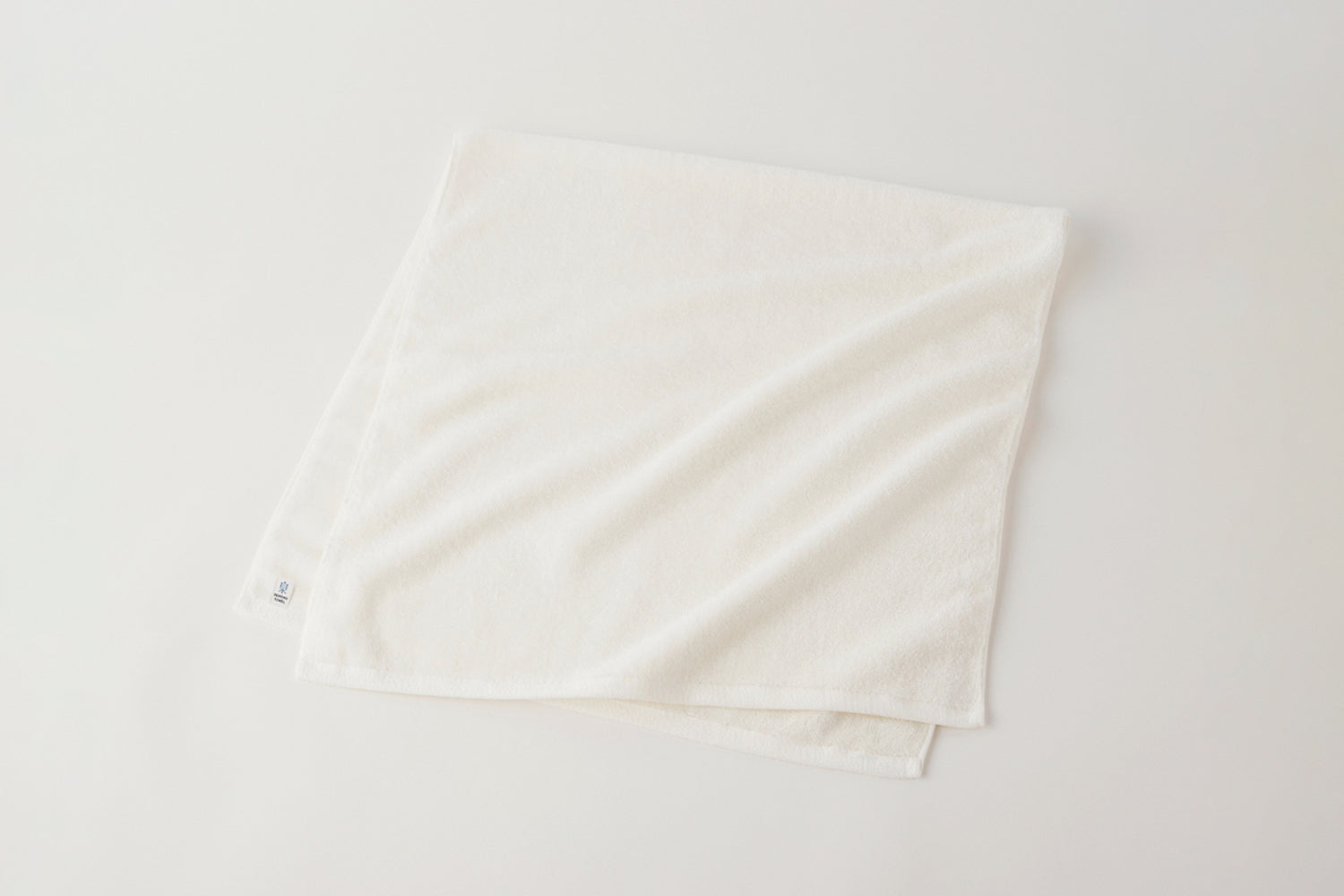Harmonious Living with Water: Towels from the Senshu Region Ueno Towels - Angel Series Bath Towel