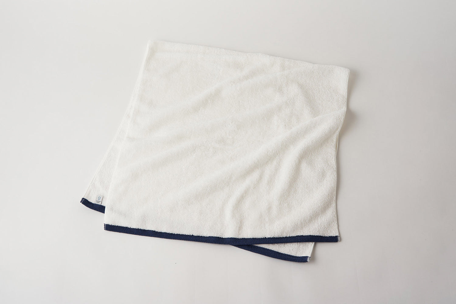 Harmonious Living with Water: Towels from the Senshu Region Ueno Towels - Angel Series Bath Towel