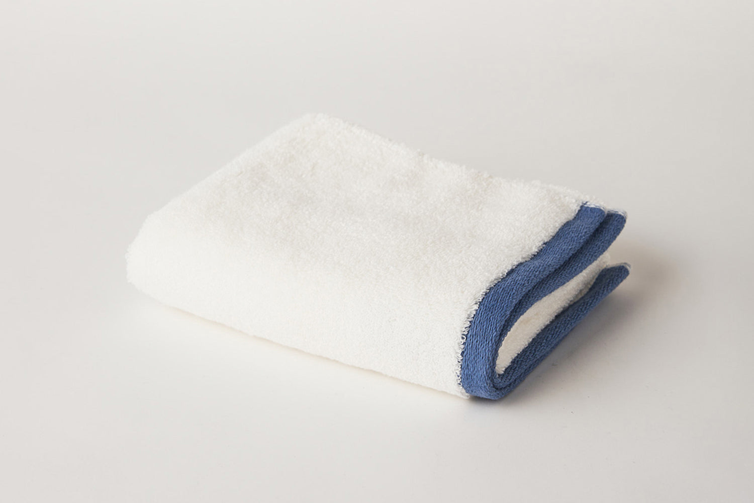 Harmonious Living with Water: Towels from the Senshu Region Ueno Towels - Angel Series FaceTowel