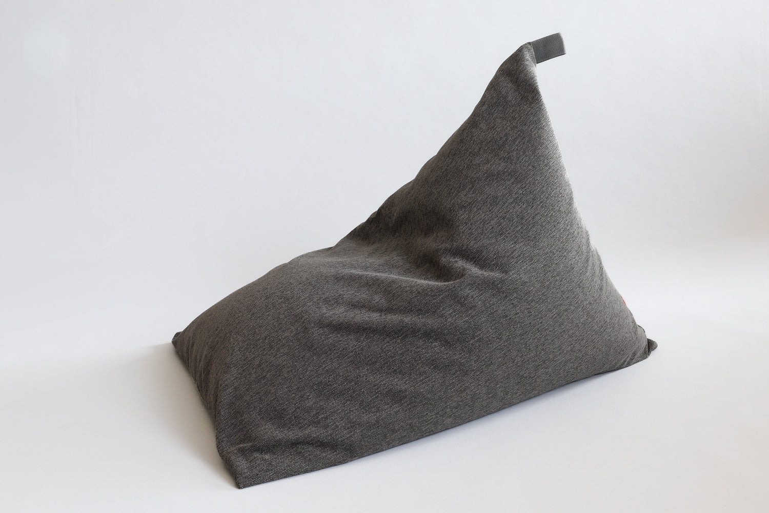 〈Daitou Shingu Kogyo〉tetra - CHENILLE Beanbag Lounge Chair, Big Size
