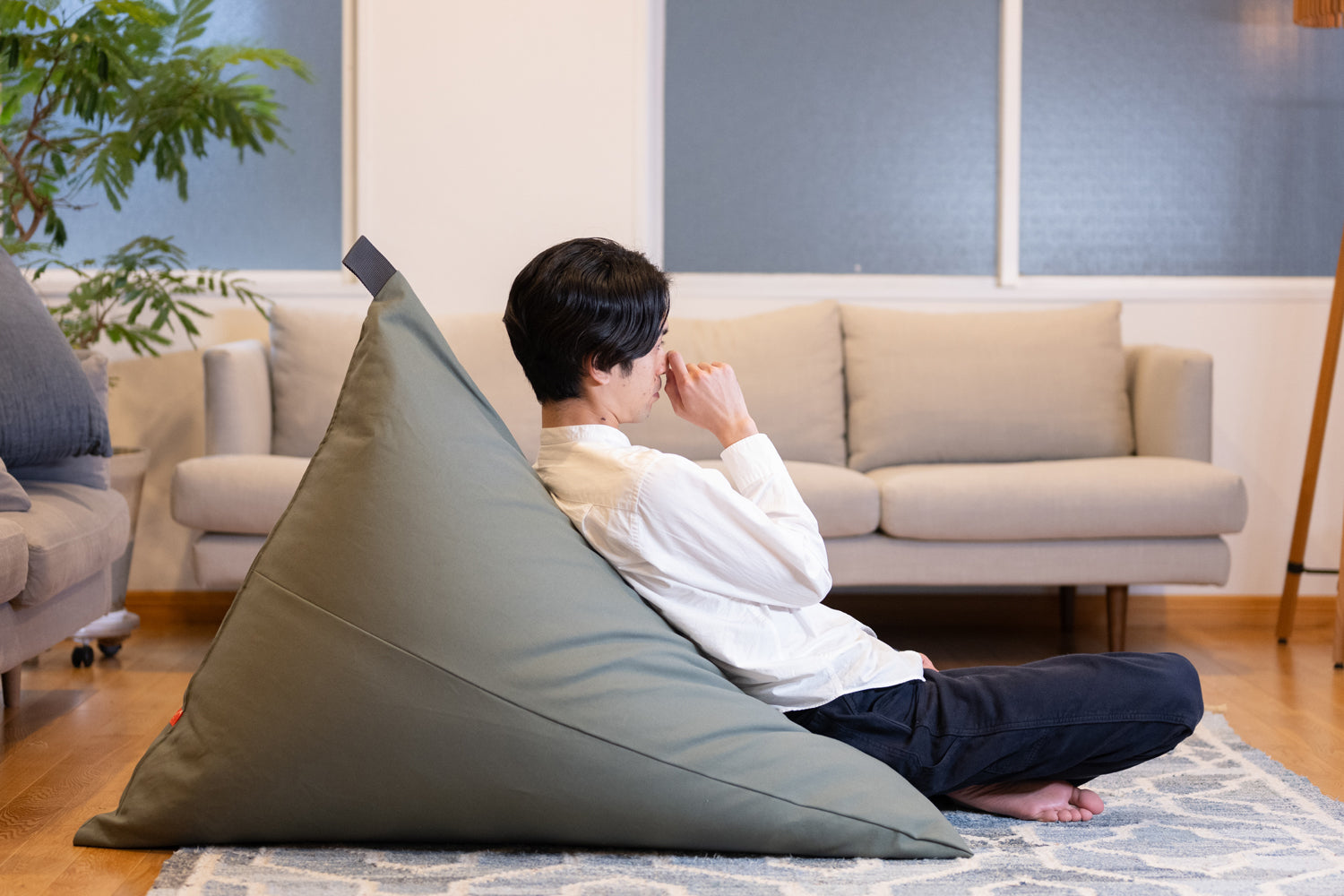 〈大東寝具工業〉tetra 8号帆布 ビッグサイズ ビーズクッション座椅子