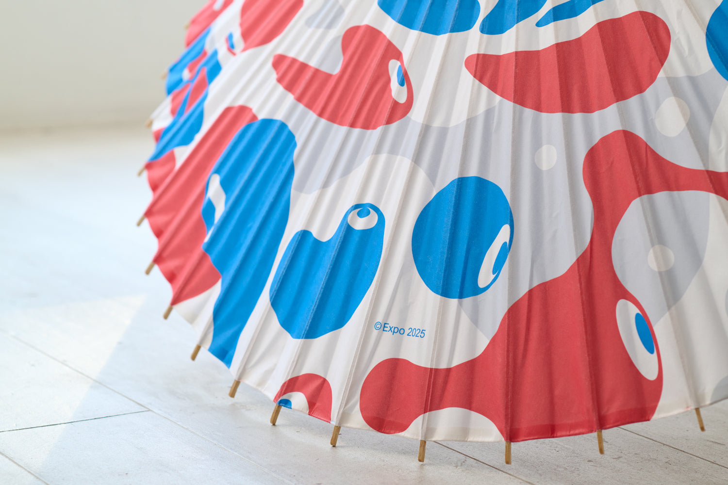 Limited Edition - Officially Licensed Product of the 2025 Osaka-Kansai Expo｜EXPO 2025 VI WAGASA WORLD (Japanese Umbrella) 
