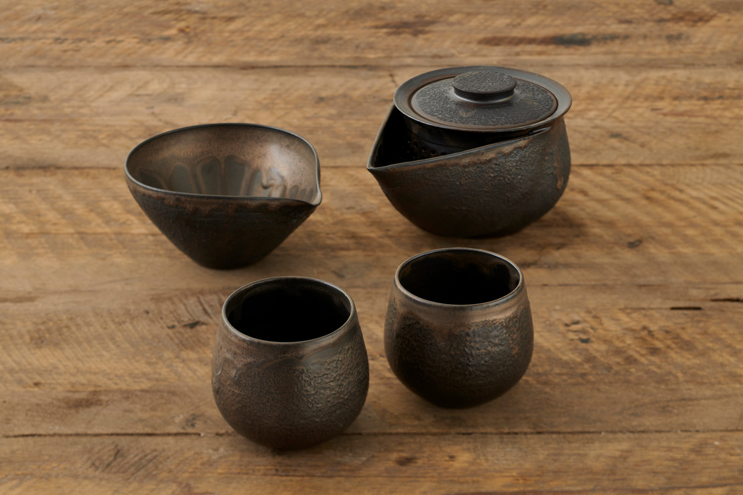 〈=K+〉RUST BLACK YUSAMASHI JAR (Large)