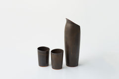 〈=K+〉 RUST BLACK ITTACHI SAKE SET