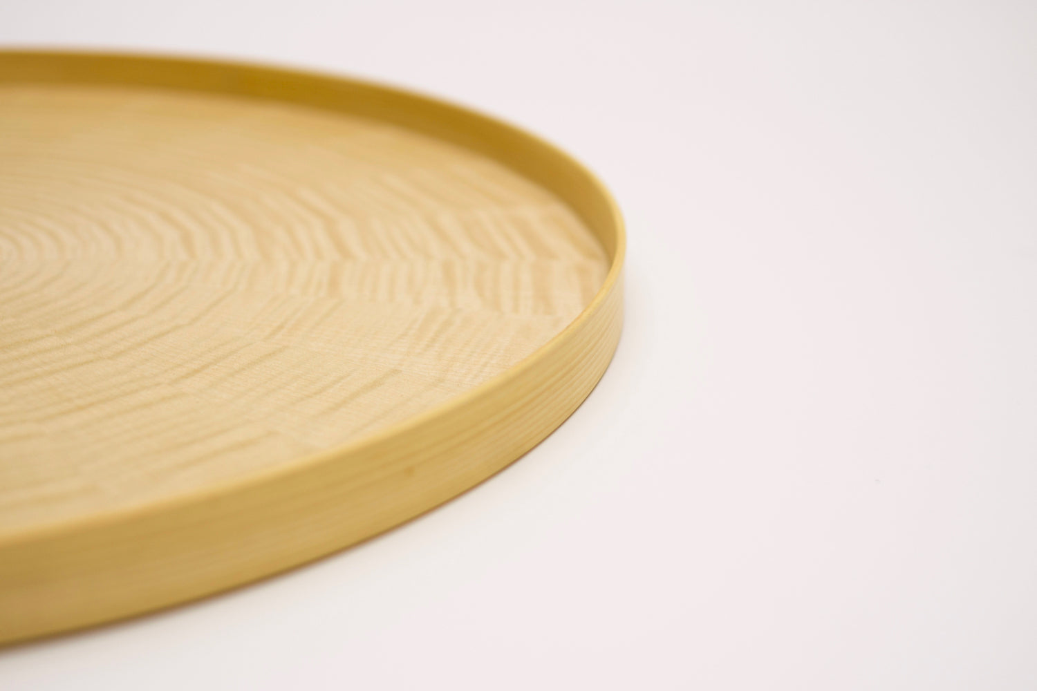 Round RAYS TRAY L White Scyamore