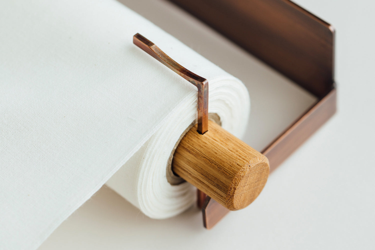 〈SaSaSa〉 Kitchen Roll Holder