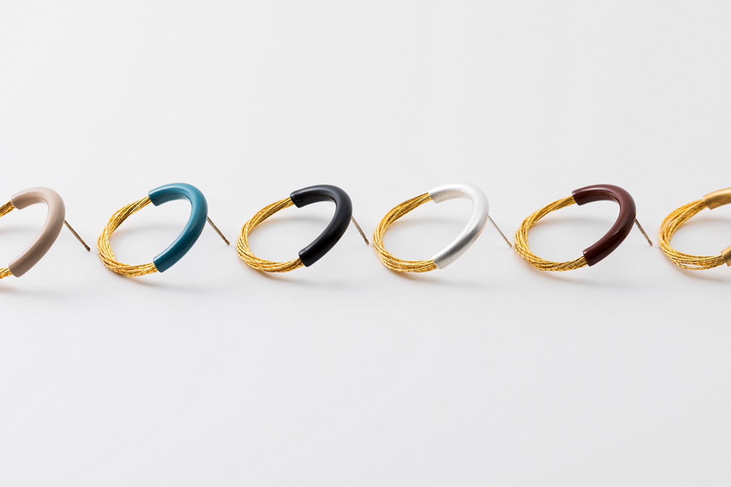 Tabane Pierced Earrings