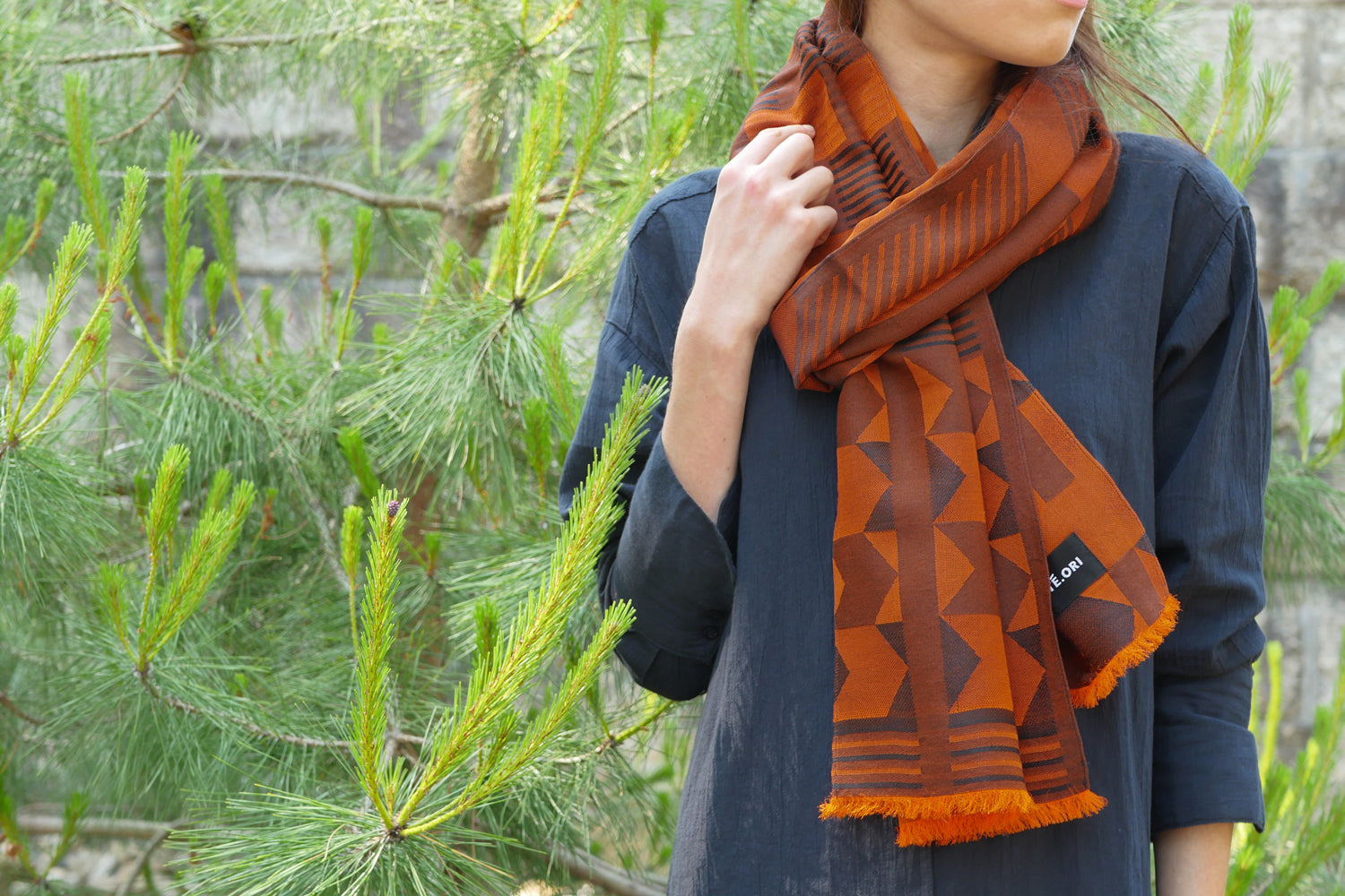 Karami-Ori Geometric Stole