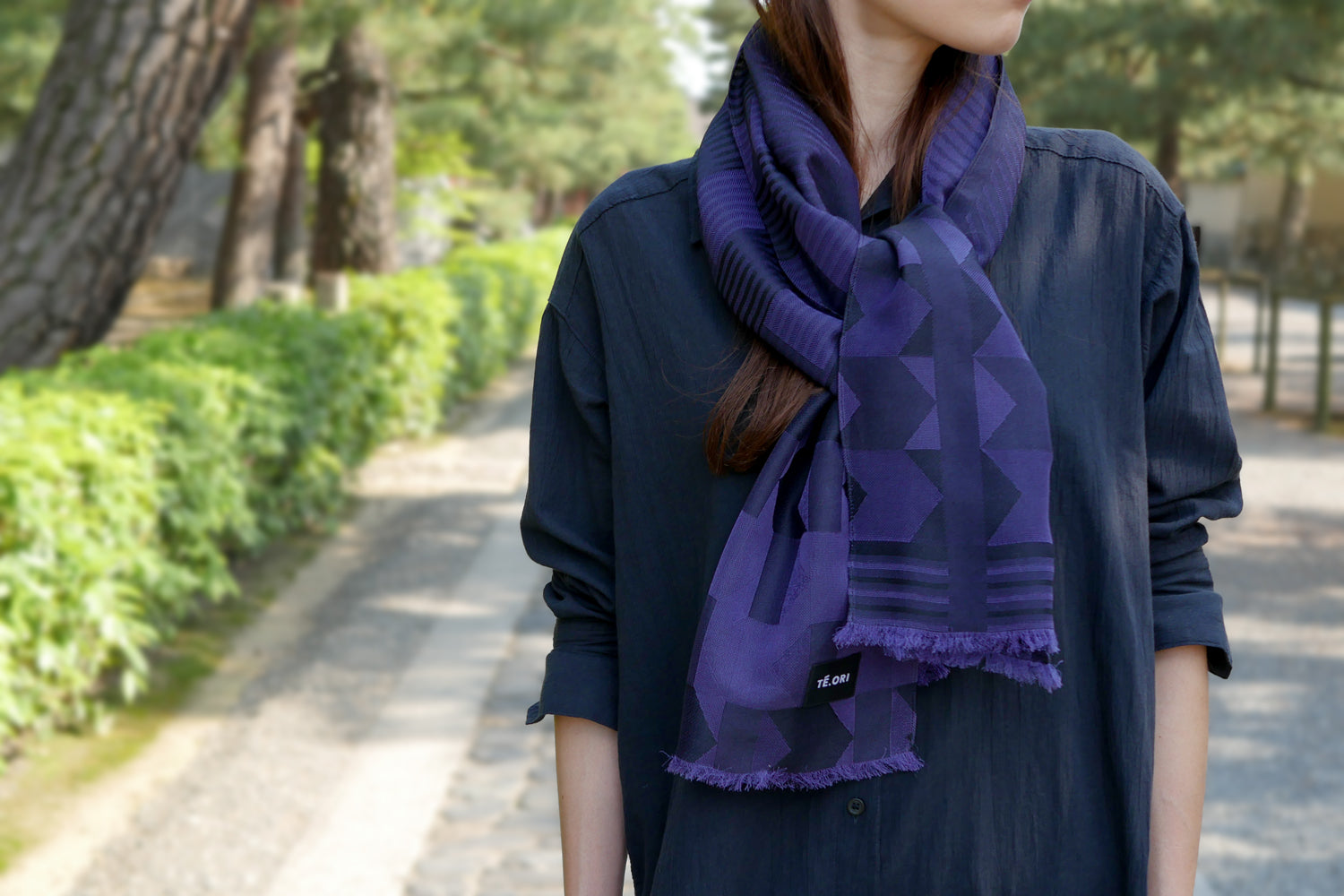 Karami-Ori Geometric Stole