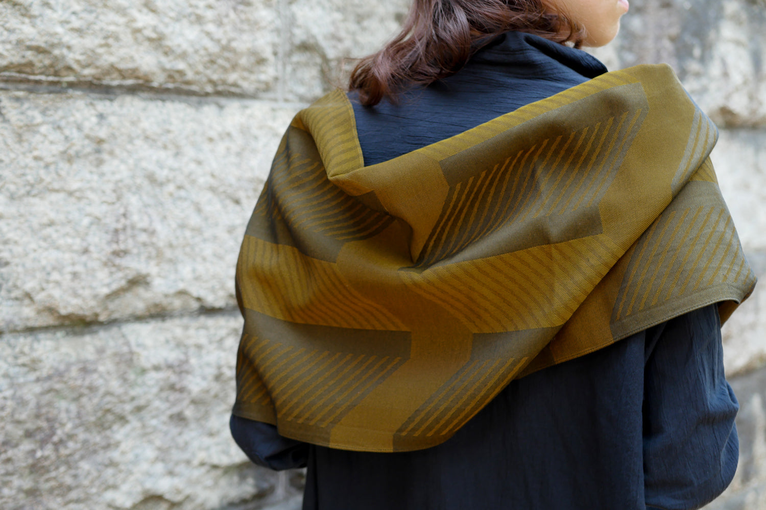Karami-Ori Geometric Stole